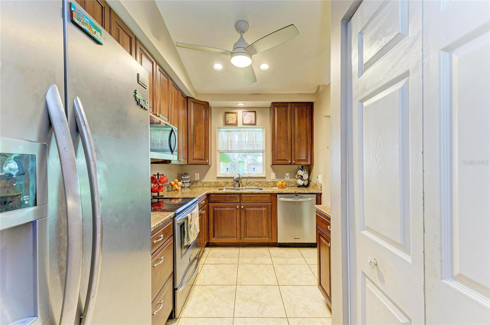 Image 9 of 27 For 620 Burke Road