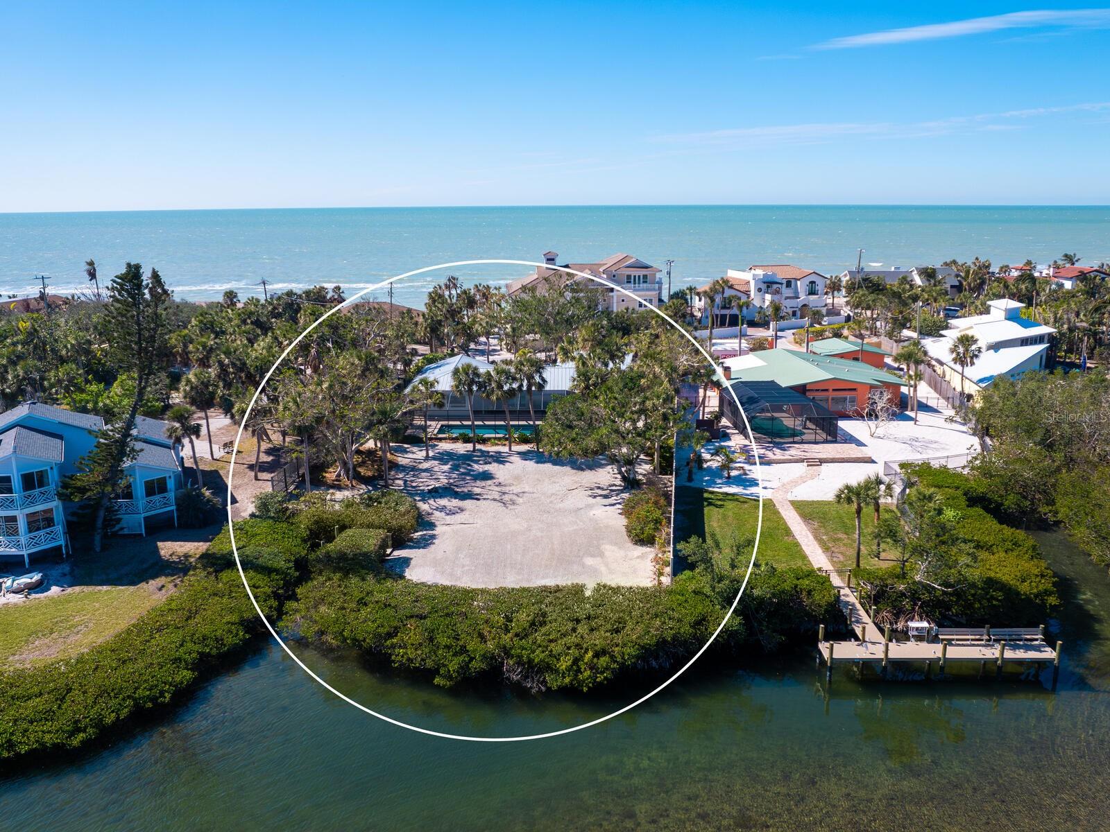 Image 3 of 49 For 18 Casey Key Road