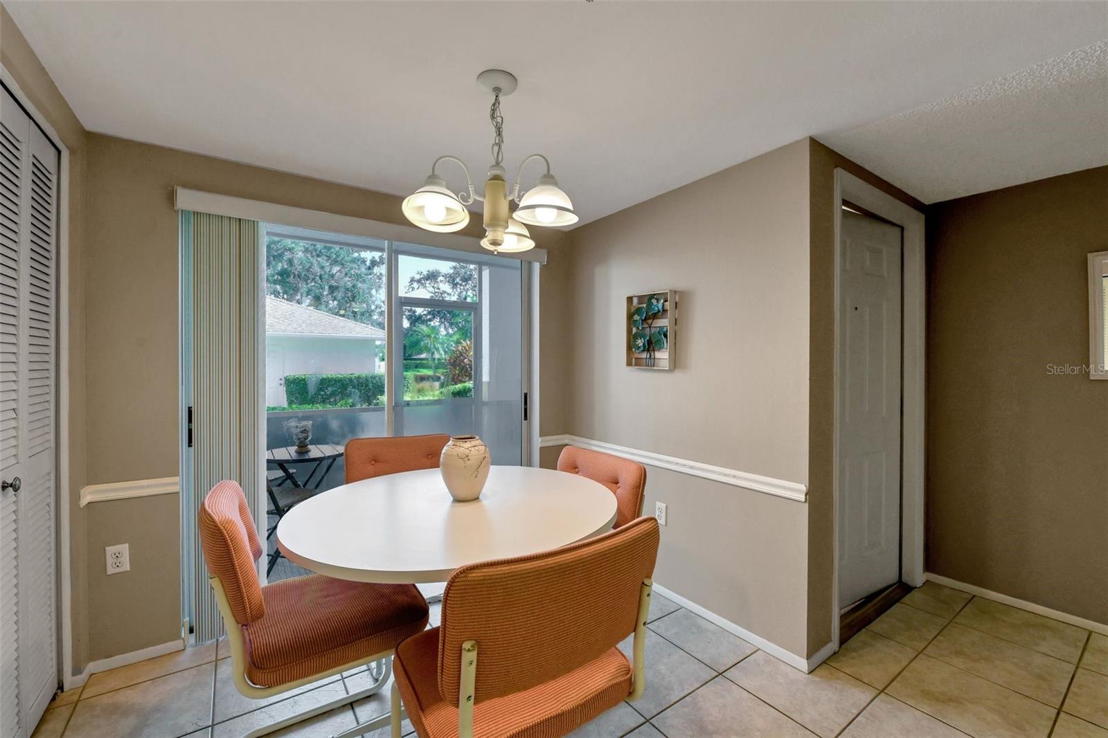 Image 8 of 27 For 6908 Drewrys Bluff 704