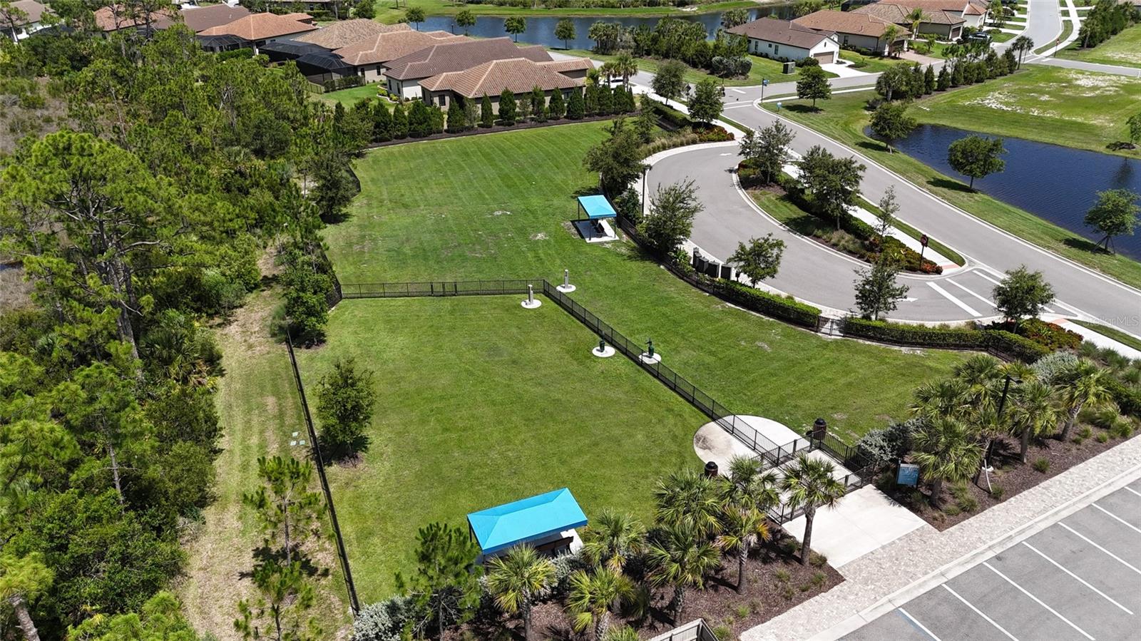 Image 66 of 79 For 301 Palmaria Court
