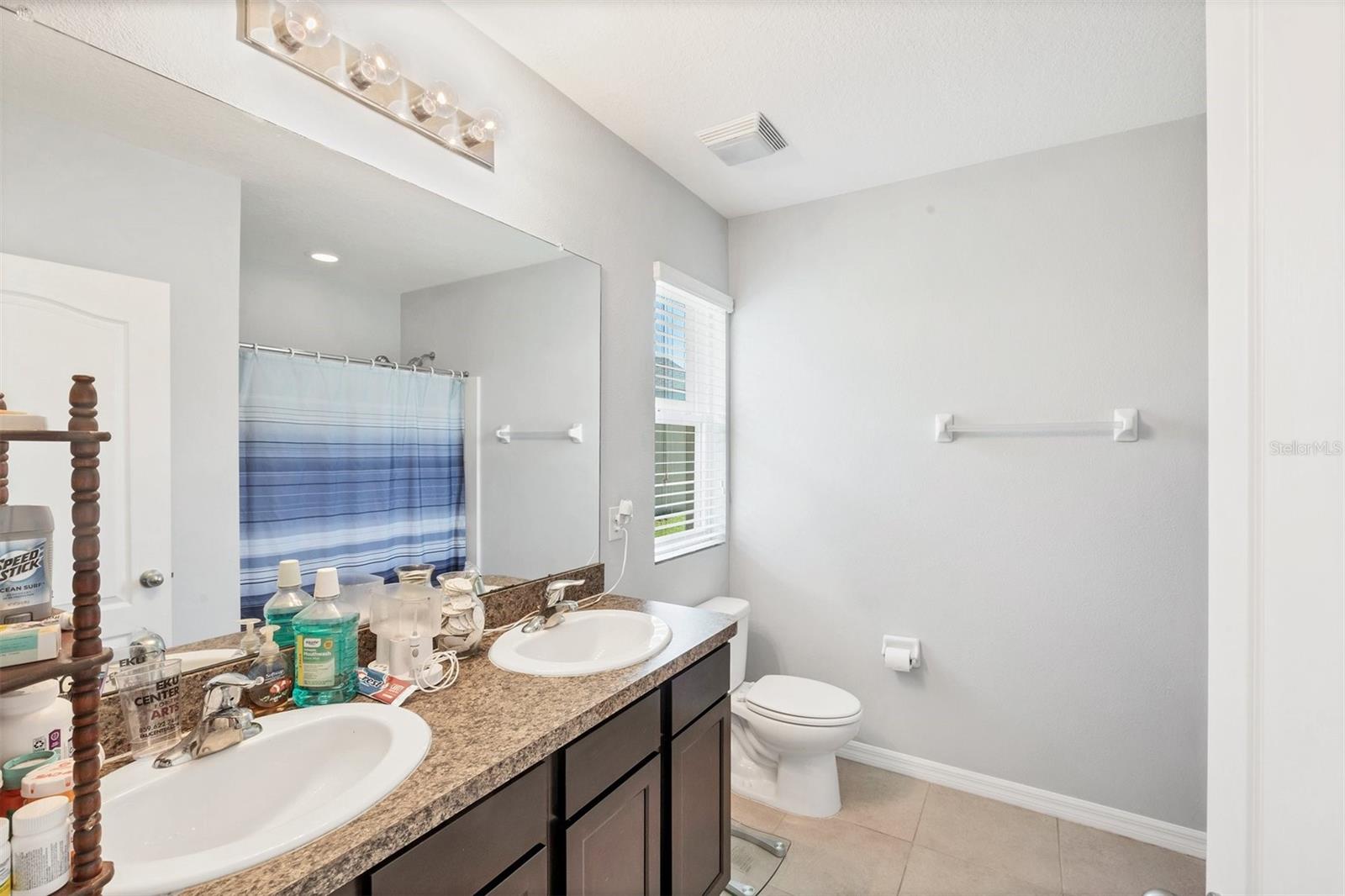 Image 17 of 35 For 5236 11th Street E