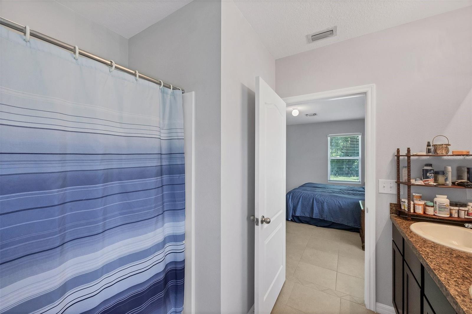 Image 18 of 35 For 5236 11th Street E