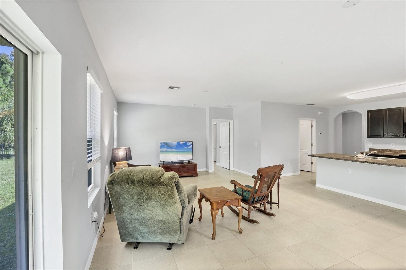 Image 6 of 35 For 5236 11th Street E