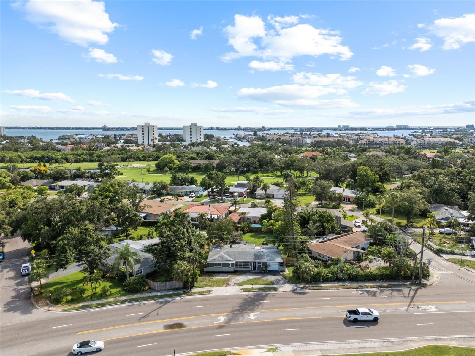 Image 36 of 46 For 5916 Gulfport Boulevard S