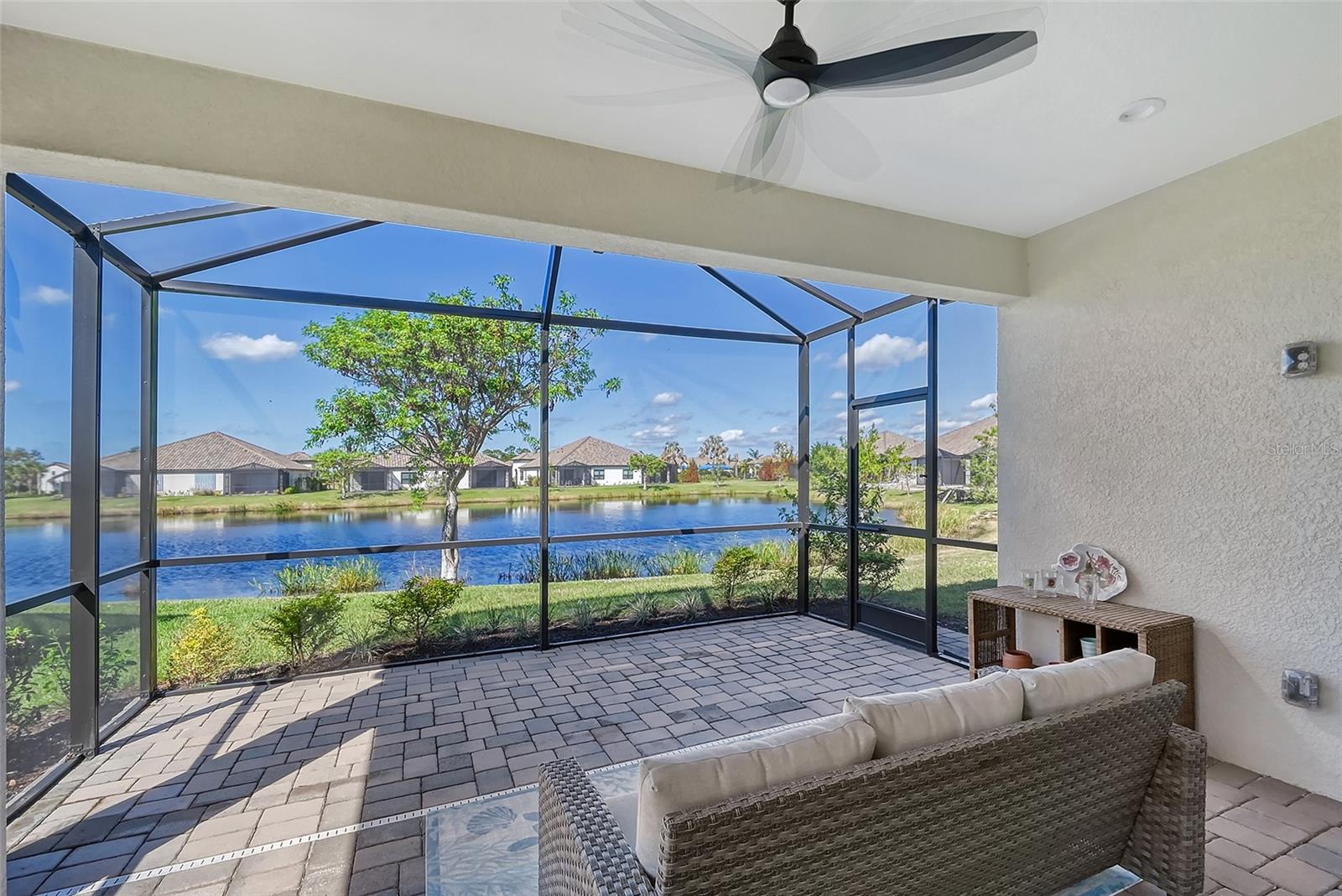 Image 35 of 79 For 27475 Janzen Court