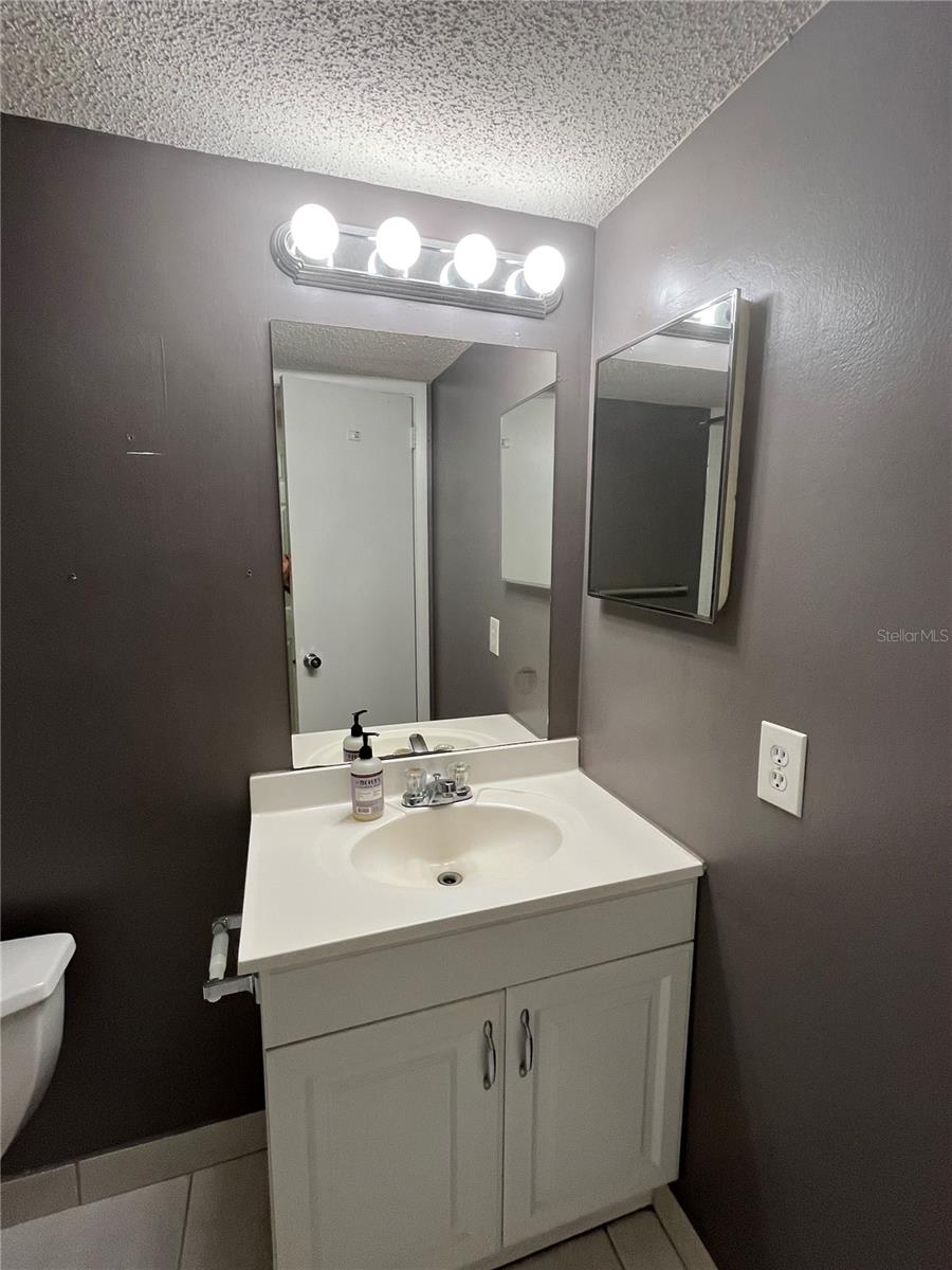 Image 10 of 29 For 2740 Coconut Bay Ln  333