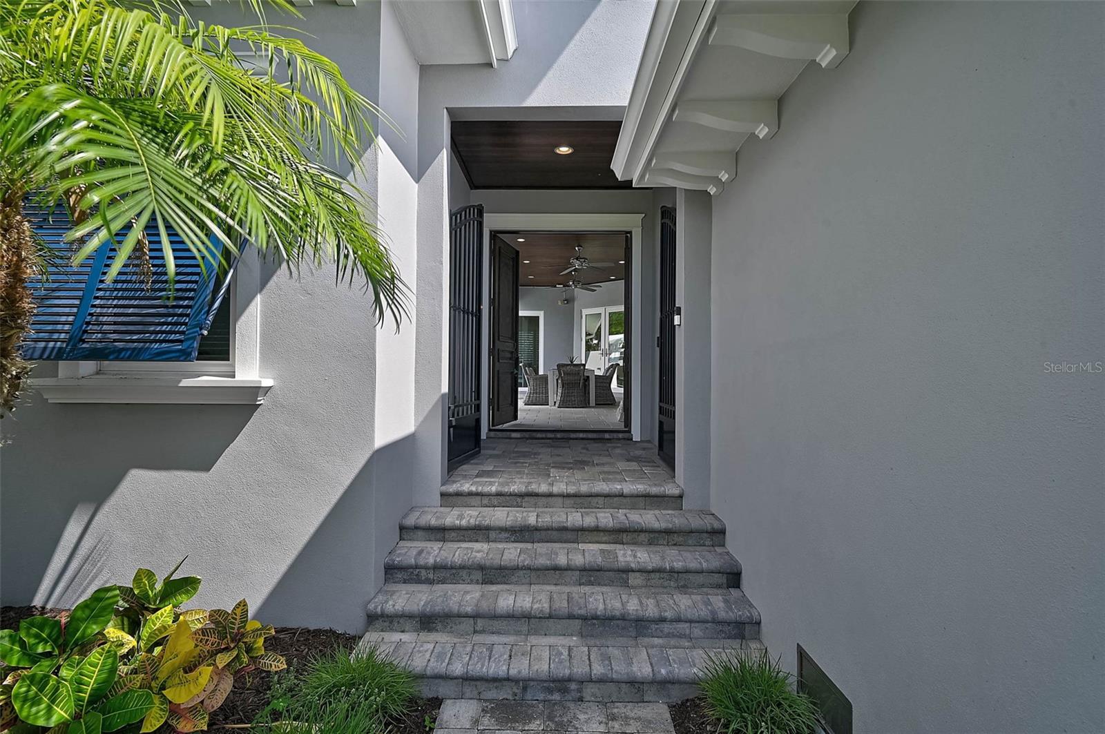 Image 3 of 41 For 601 Triton Bend