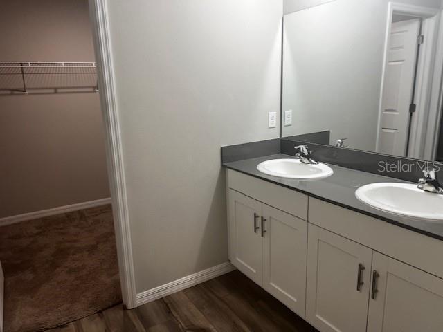 Listing photo id 7 for 12634 Tannencrest Drive