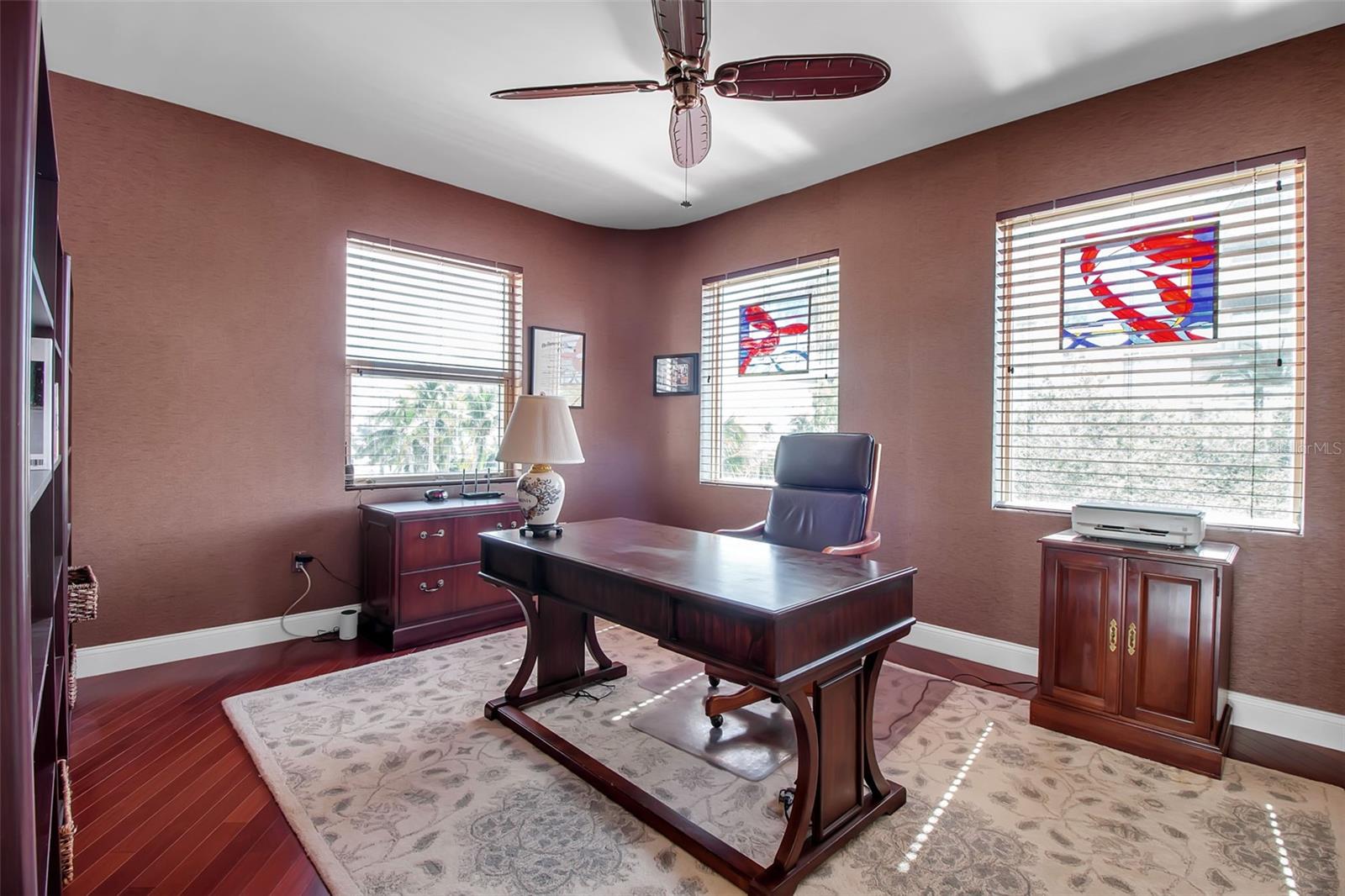 Image 19 of 34 For 128 Golden Gate Point 301b