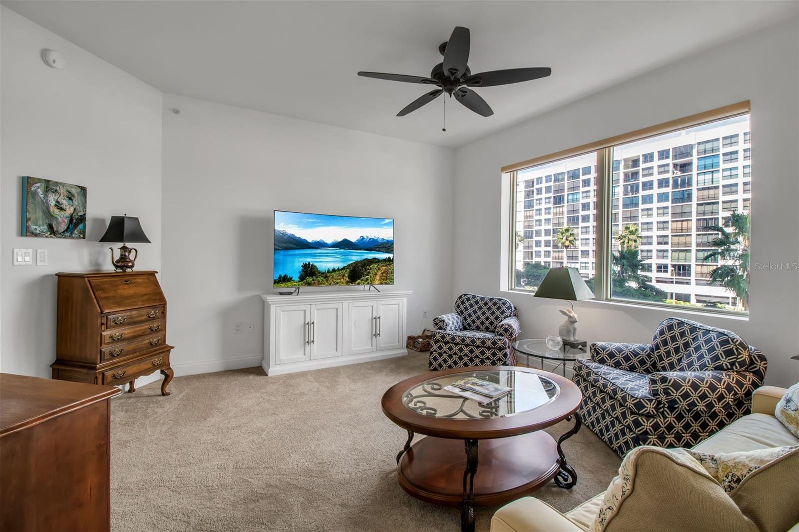 Image 21 of 34 For 128 Golden Gate Point 301b