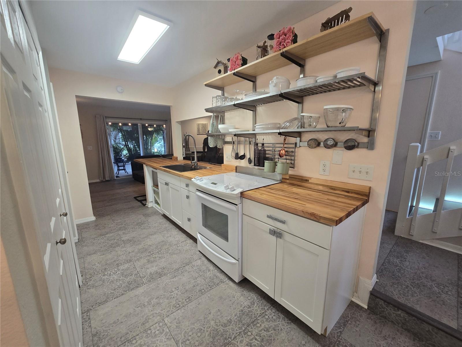 Image 14 of 35 For 12256 Shady Spring Way 107