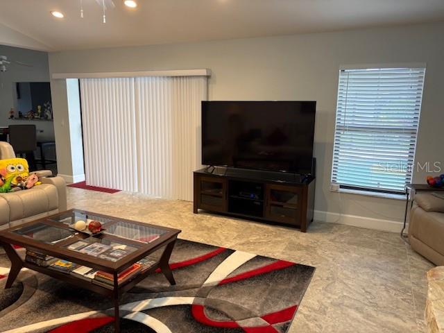 Image 43 of 48 For 4219 Presidential Avenue Circle E