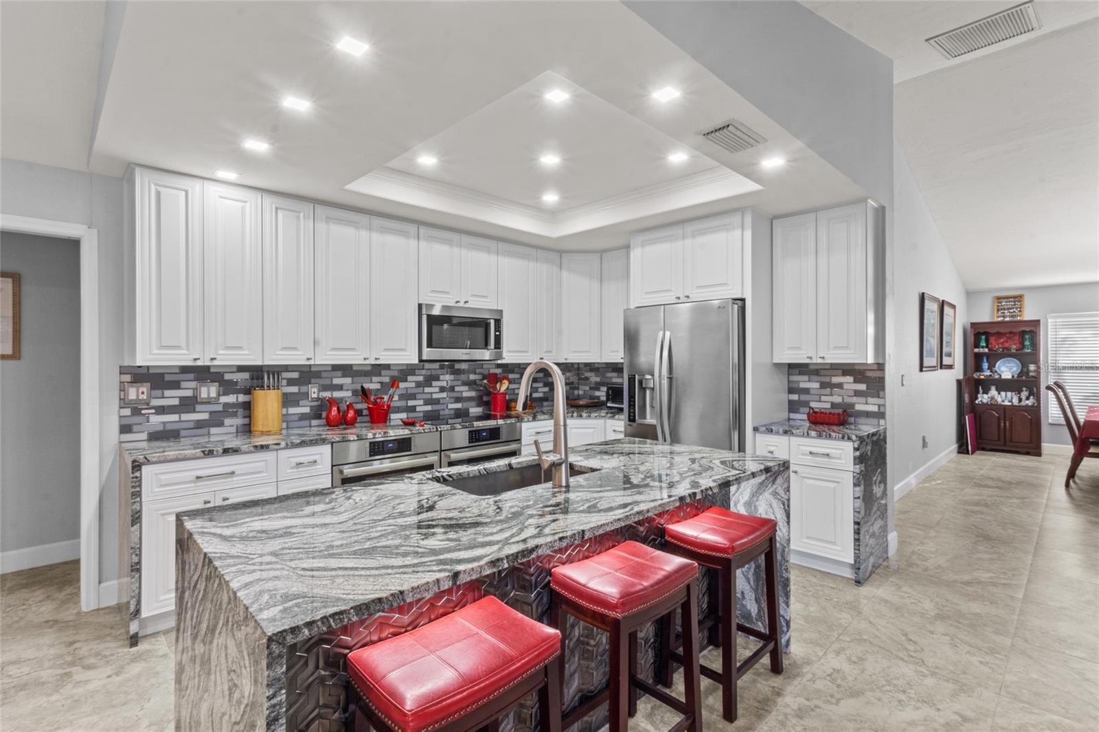 Image 61 of 83 For 4219 Presidential Avenue Circle E