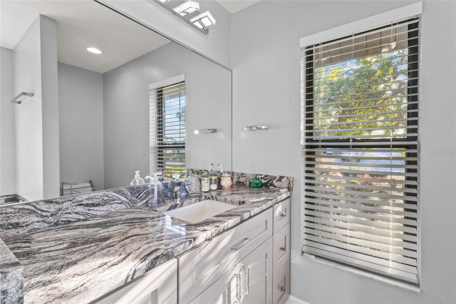 Image 75 of 83 For 4219 Presidential Avenue Circle E