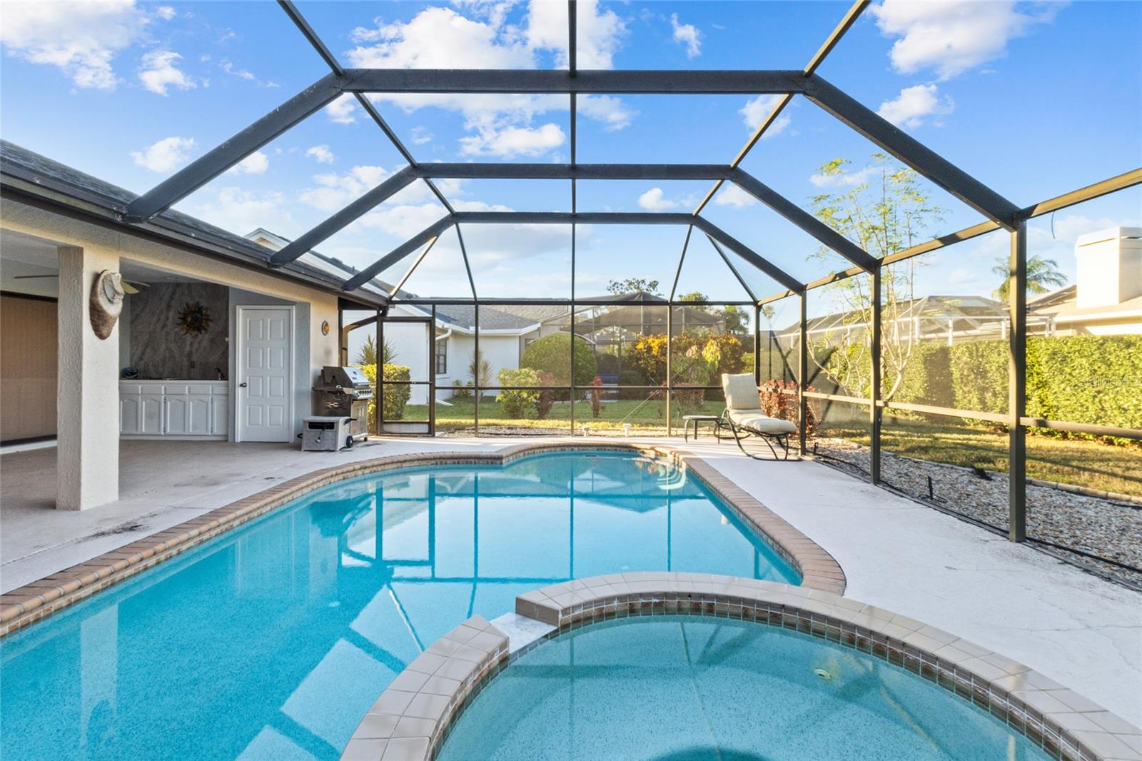 Image 79 of 83 For 4219 Presidential Avenue Circle E