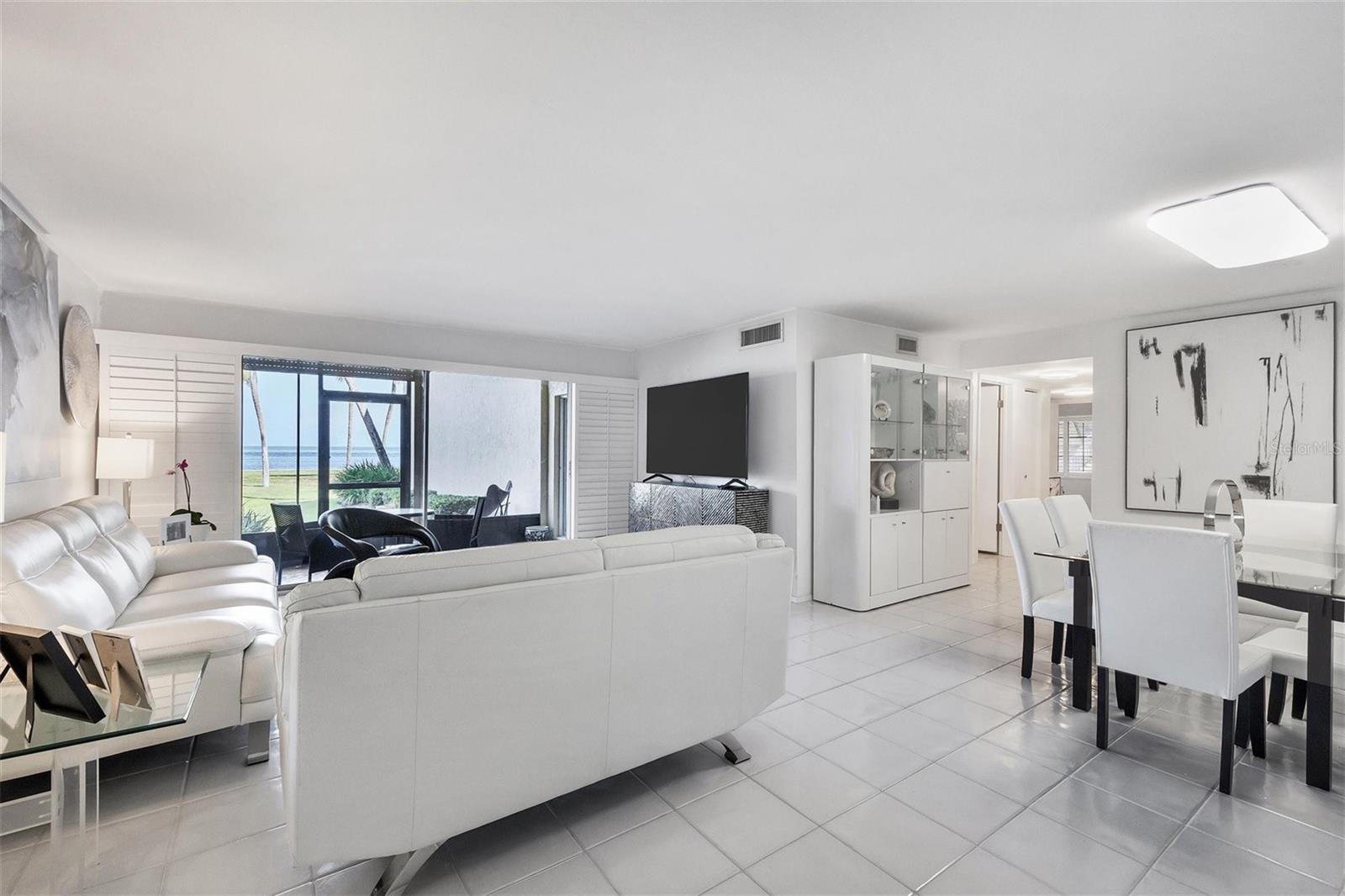 Image 11 of 57 For 4660 Ocean Boulevard N1