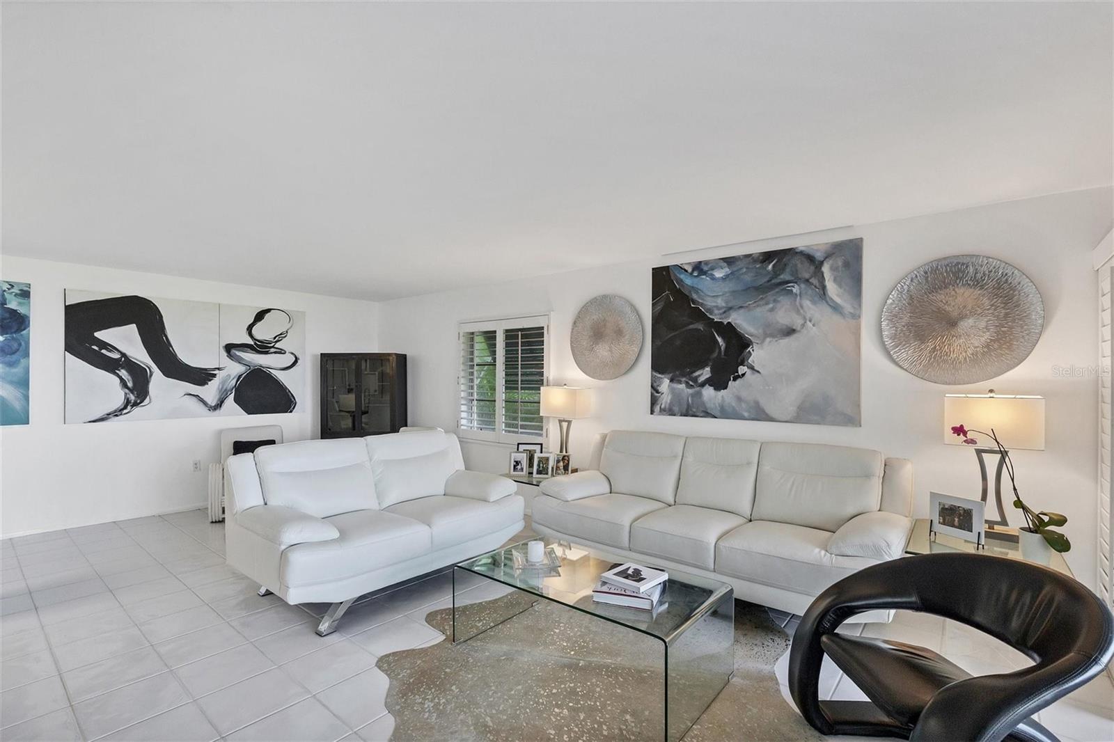 Image 4 of 57 For 4660 Ocean Boulevard N1