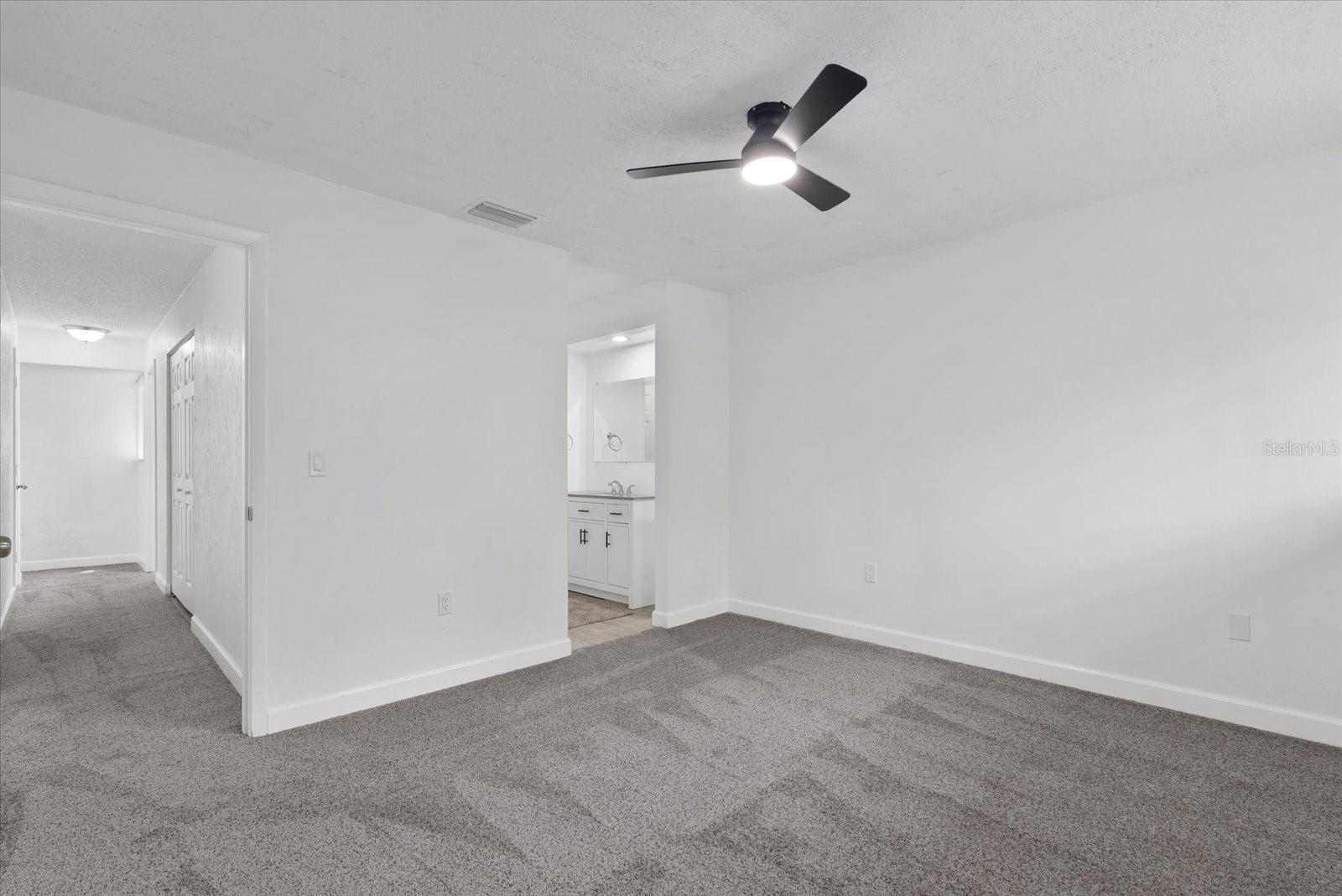 Image 17 of 43 For 1125 Longfellow Way