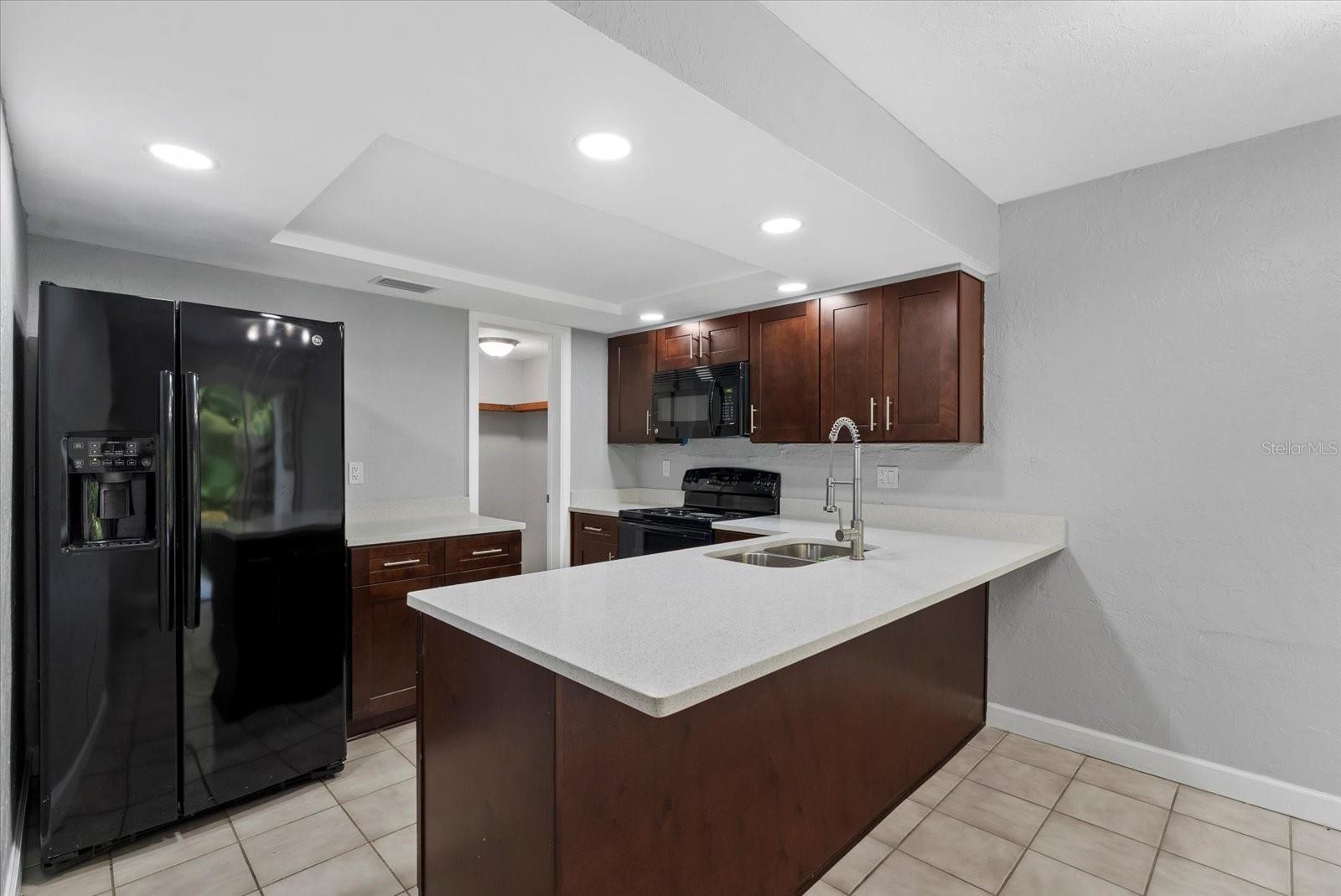 Image 7 of 43 For 1125 Longfellow Way