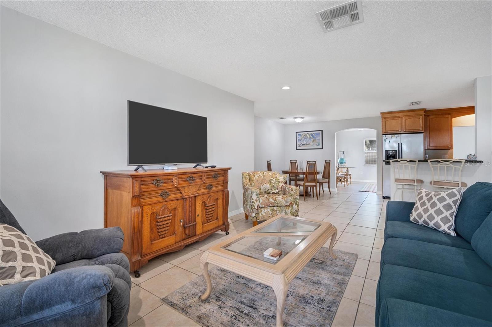 Image 6 of 25 For 5738 Antilles Drive