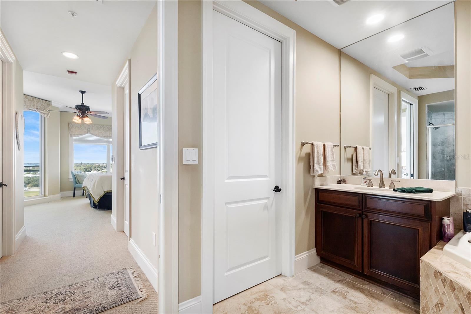 Image 32 of 66 For 140 Riviera Dunes Way 604