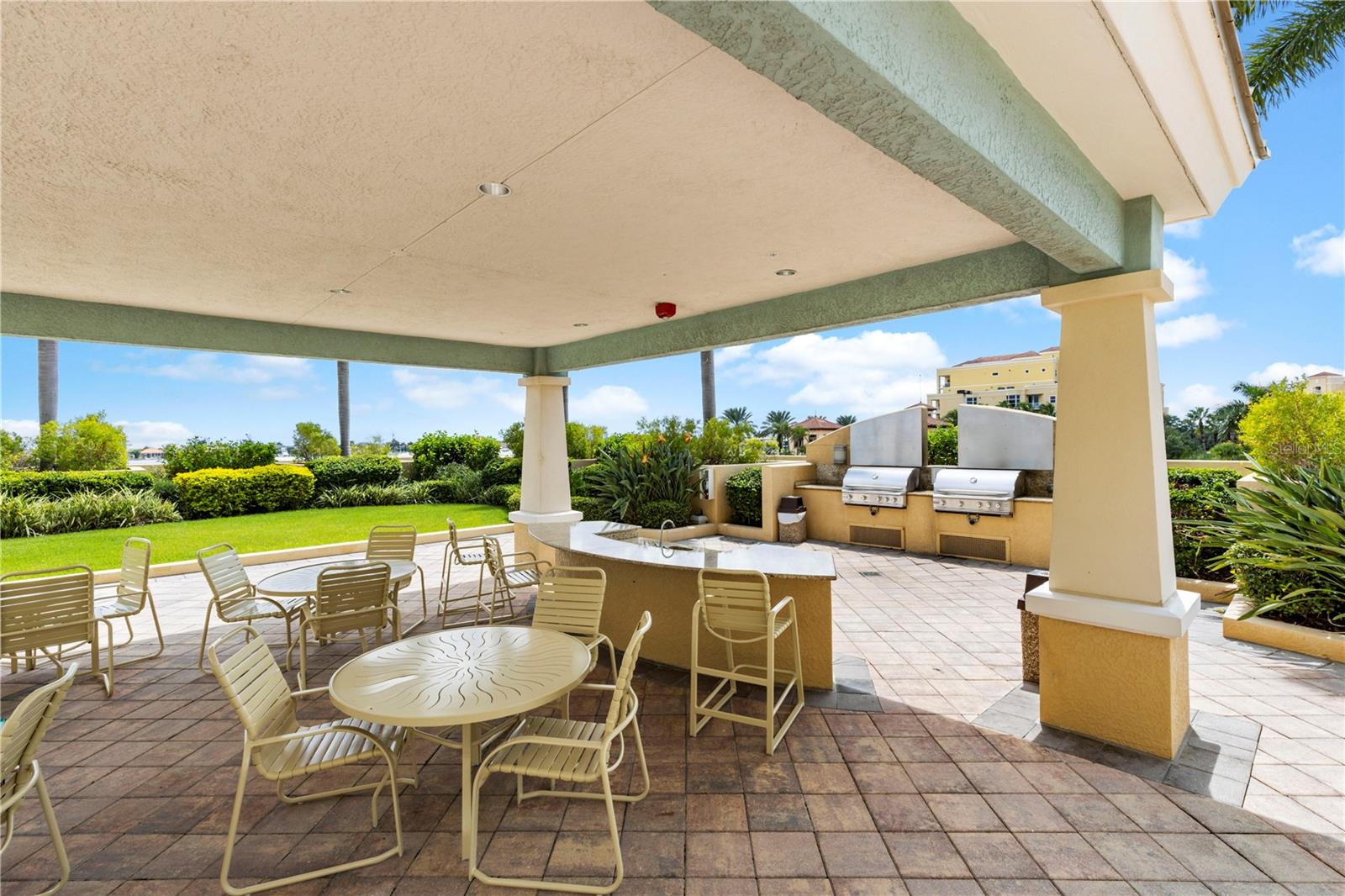 Image 40 of 66 For 140 Riviera Dunes Way 604