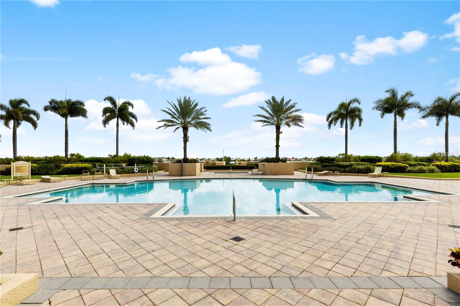 Image 45 of 66 For 140 Riviera Dunes Way 604