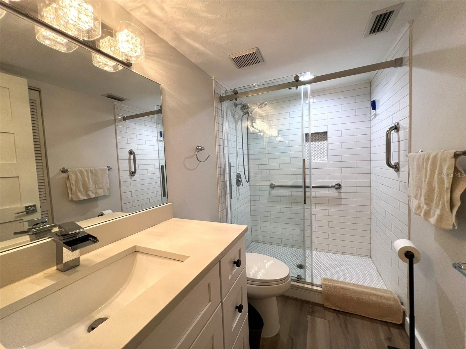 Image 11 of 21 For 5205 Wedgewood Ln  15