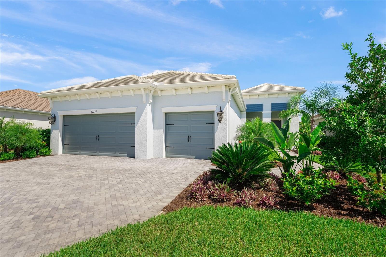 Image 3 of 73 For 10257 Canaveral Circle