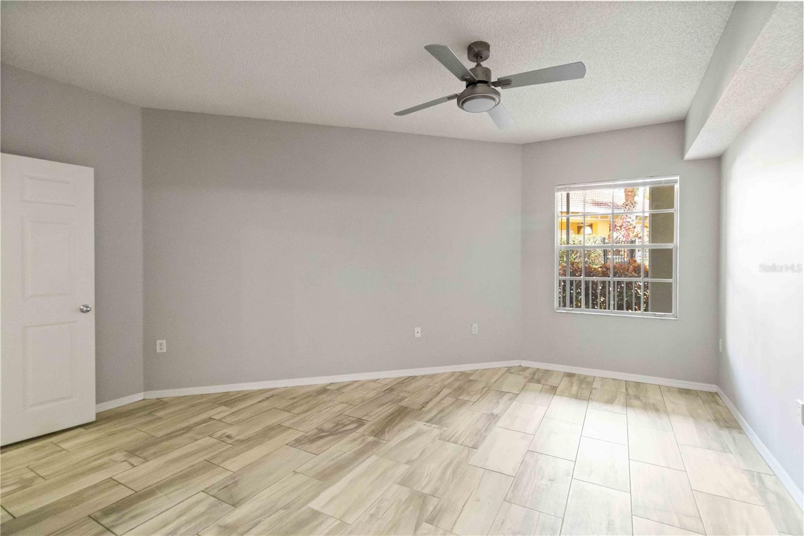 Image 21 of 41 For 4763 Travini Circle 3-111