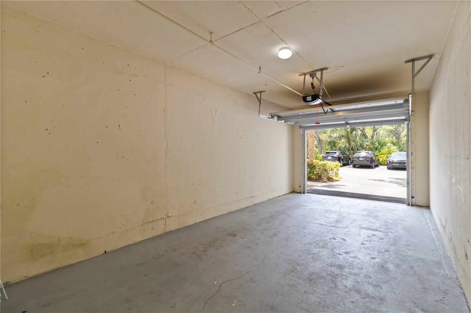 Image 25 of 41 For 4763 Travini Circle 3-111
