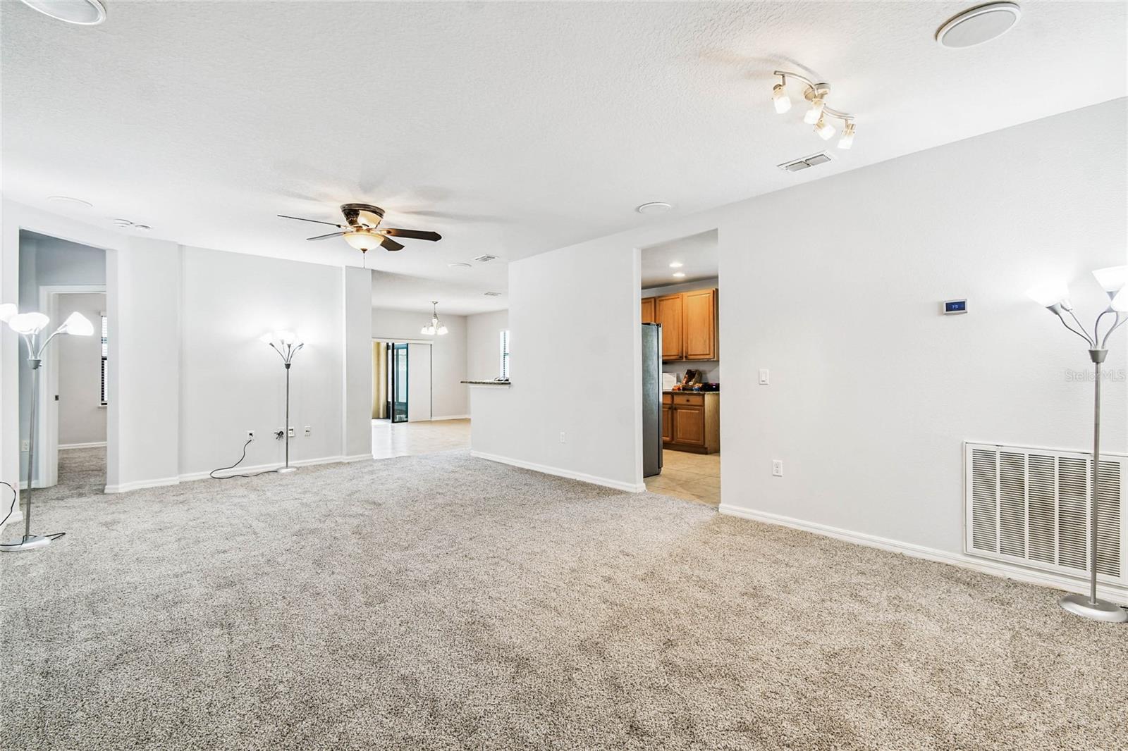 Image 11 of 68 For 2230 10th Avenue E