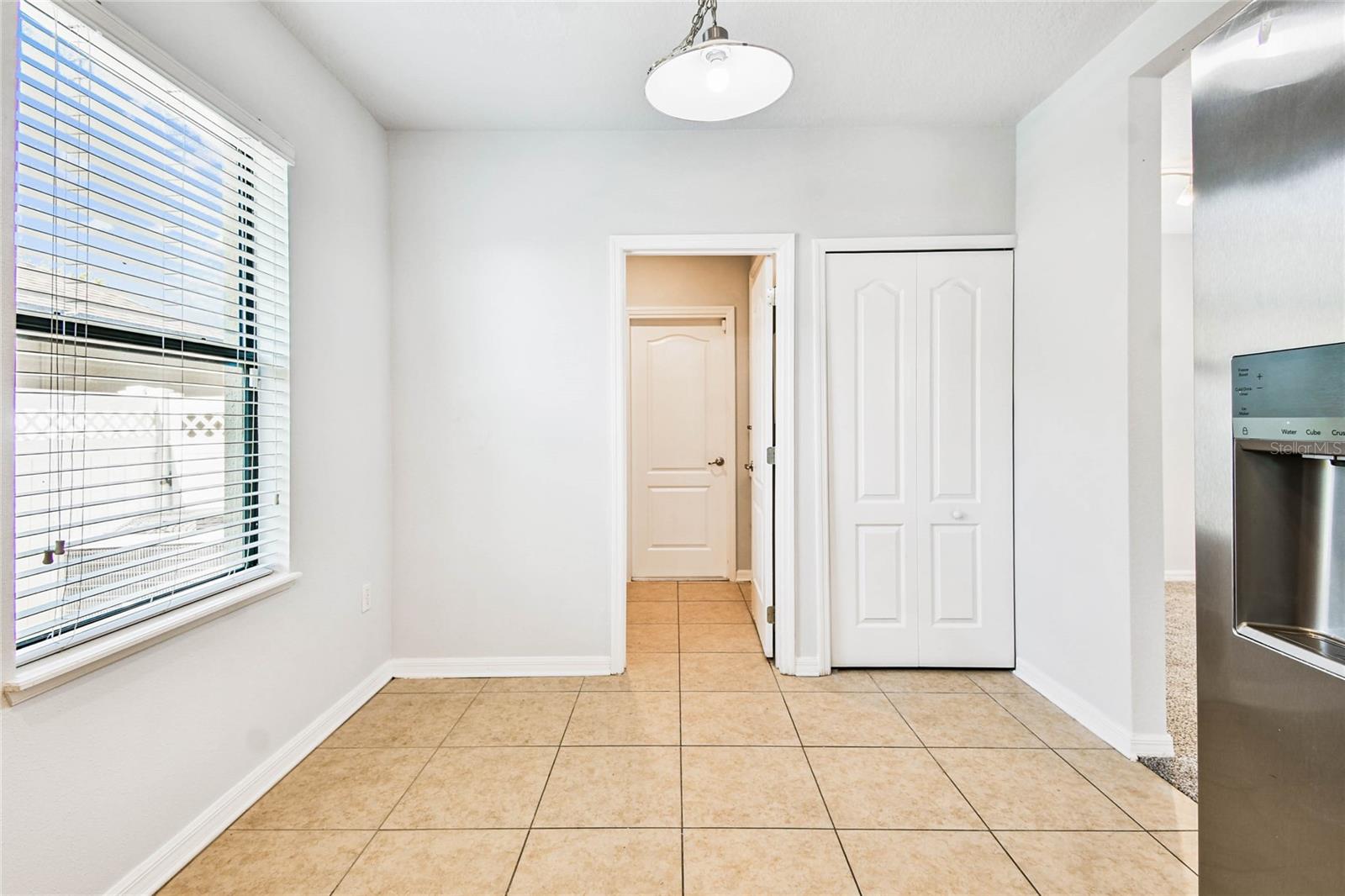 Image 21 of 68 For 2230 10th Avenue E