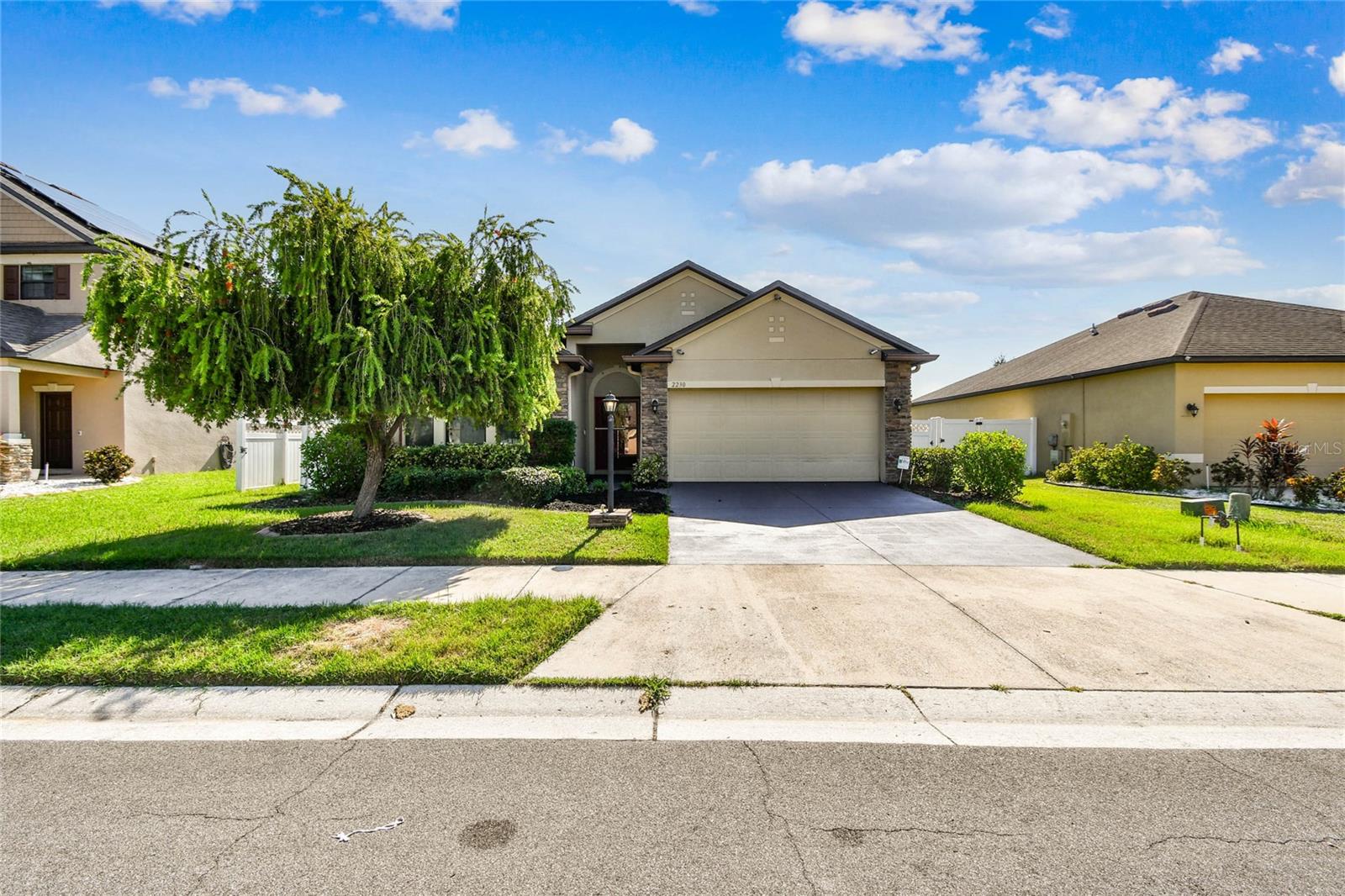 Image 3 of 68 For 2230 10th Avenue E