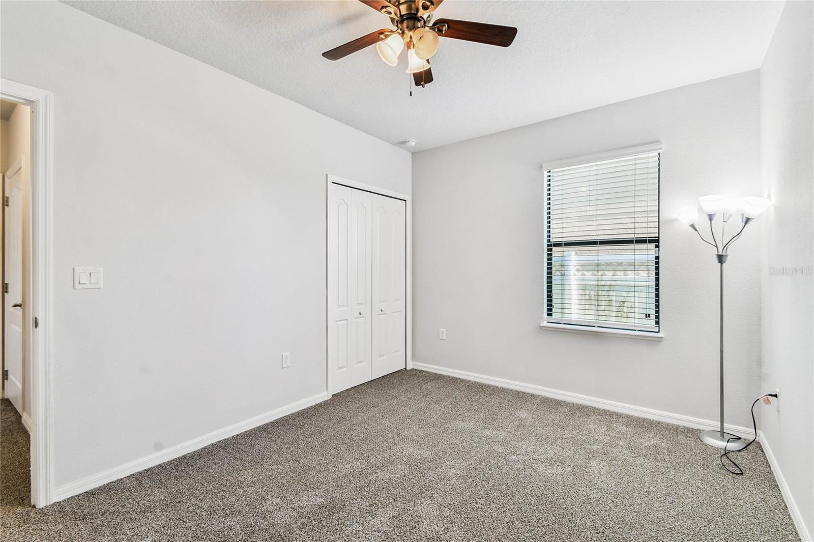 Image 33 of 68 For 2230 10th Avenue E