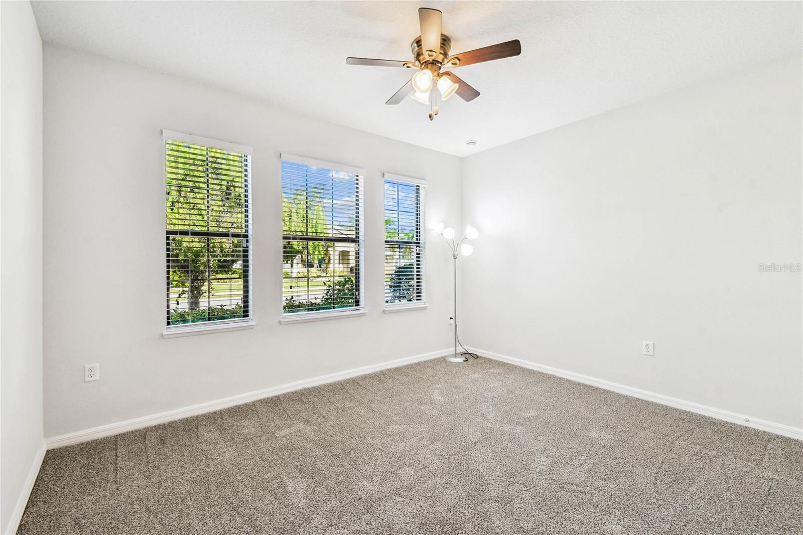 Image 36 of 68 For 2230 10th Avenue E