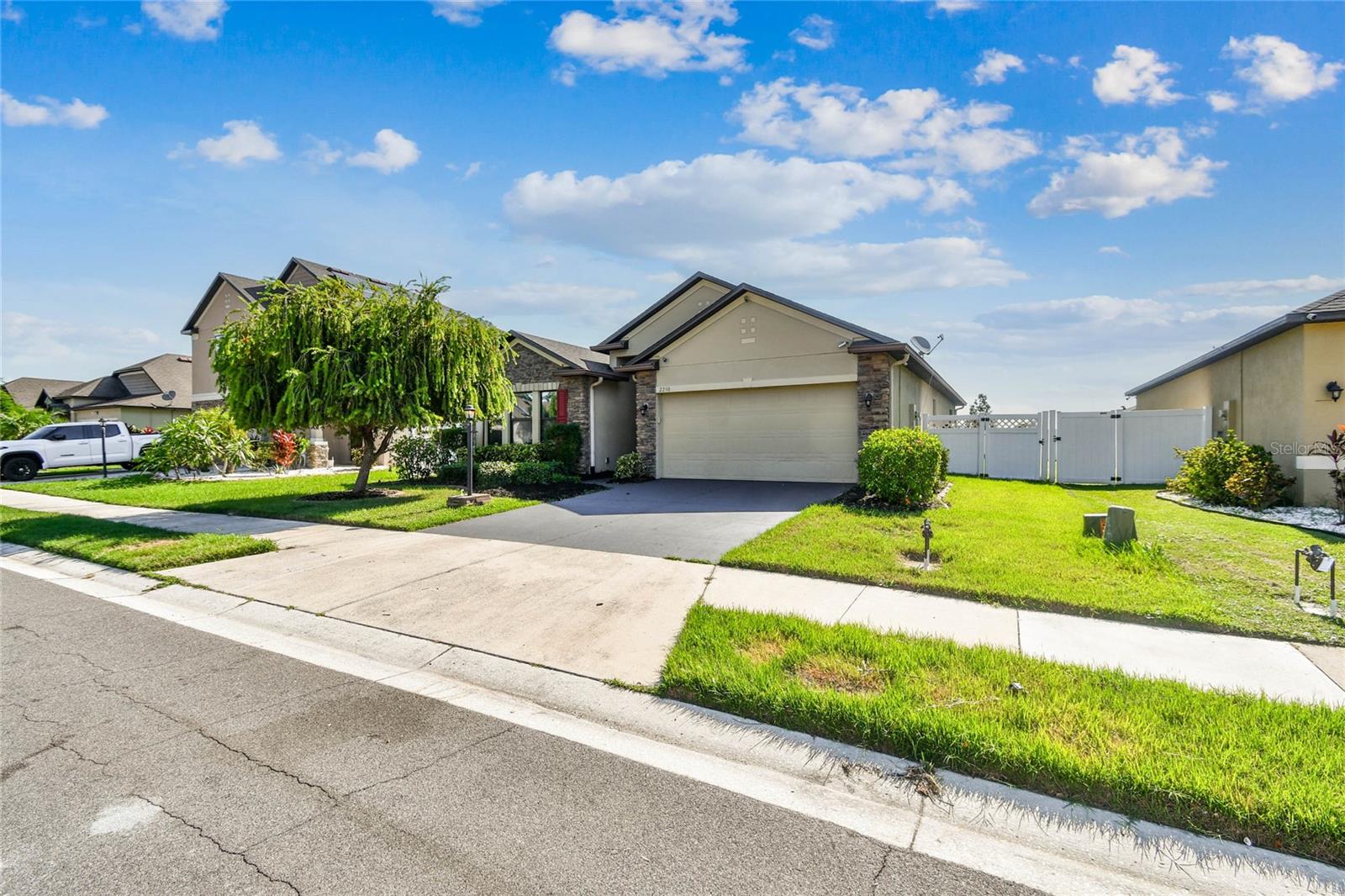 Image 4 of 68 For 2230 10th Avenue E