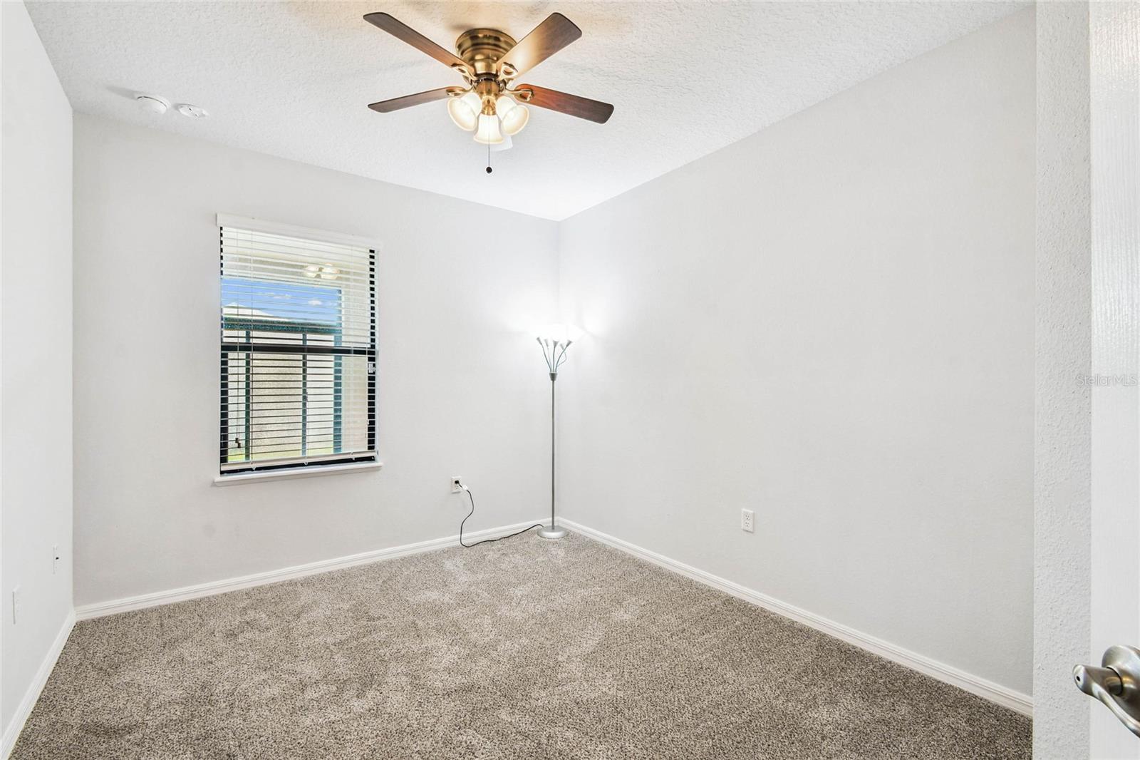 Image 47 of 68 For 2230 10th Avenue E