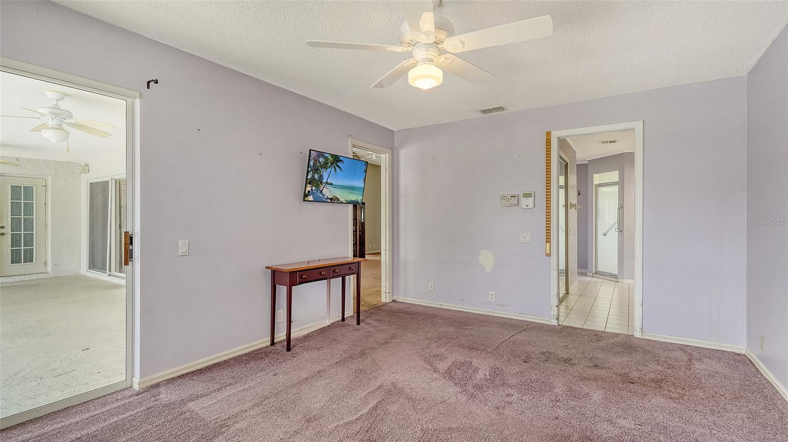 Image 20 of 82 For 5829 Fairwoods Circle