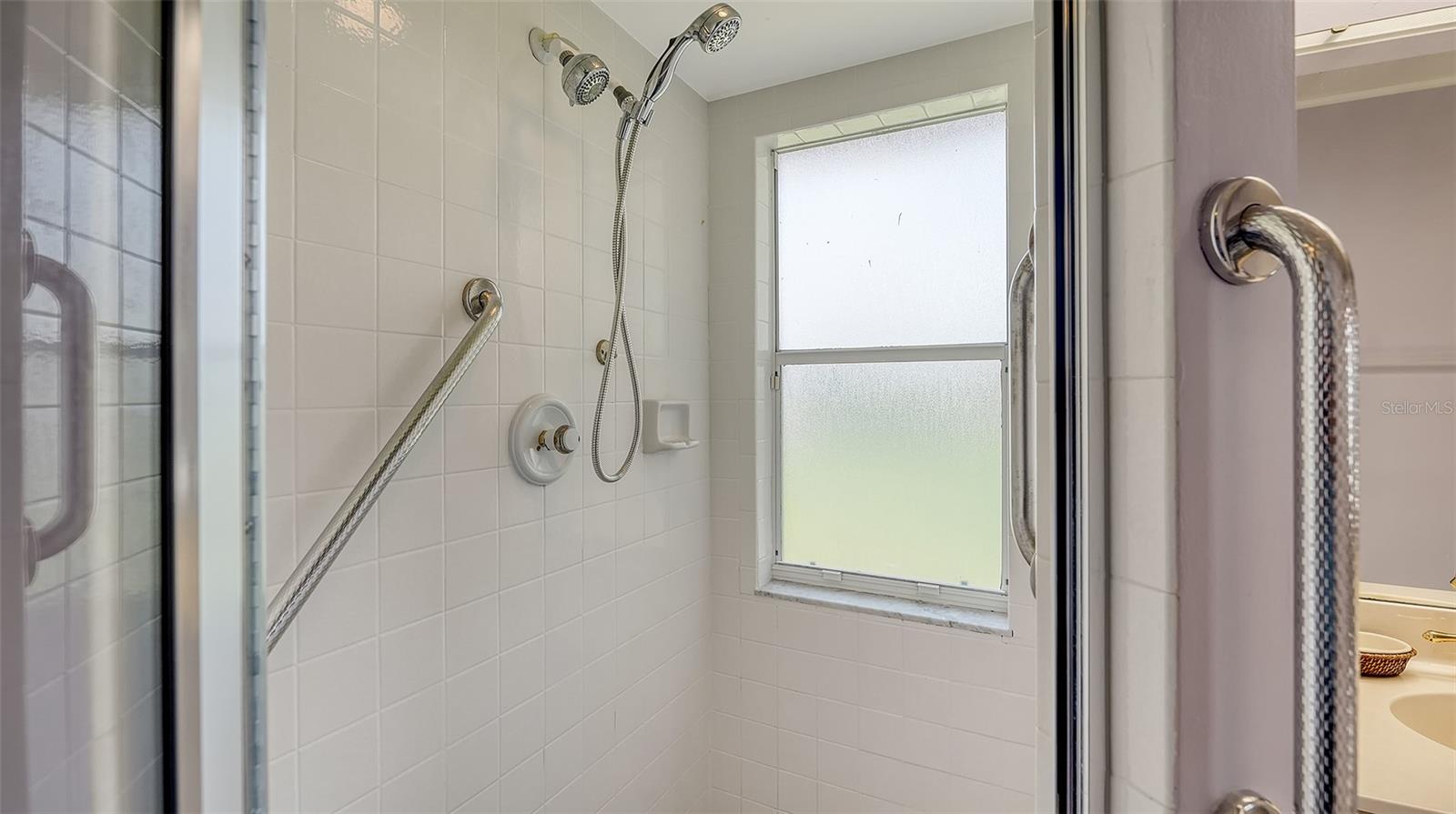 Image 22 of 82 For 5829 Fairwoods Circle