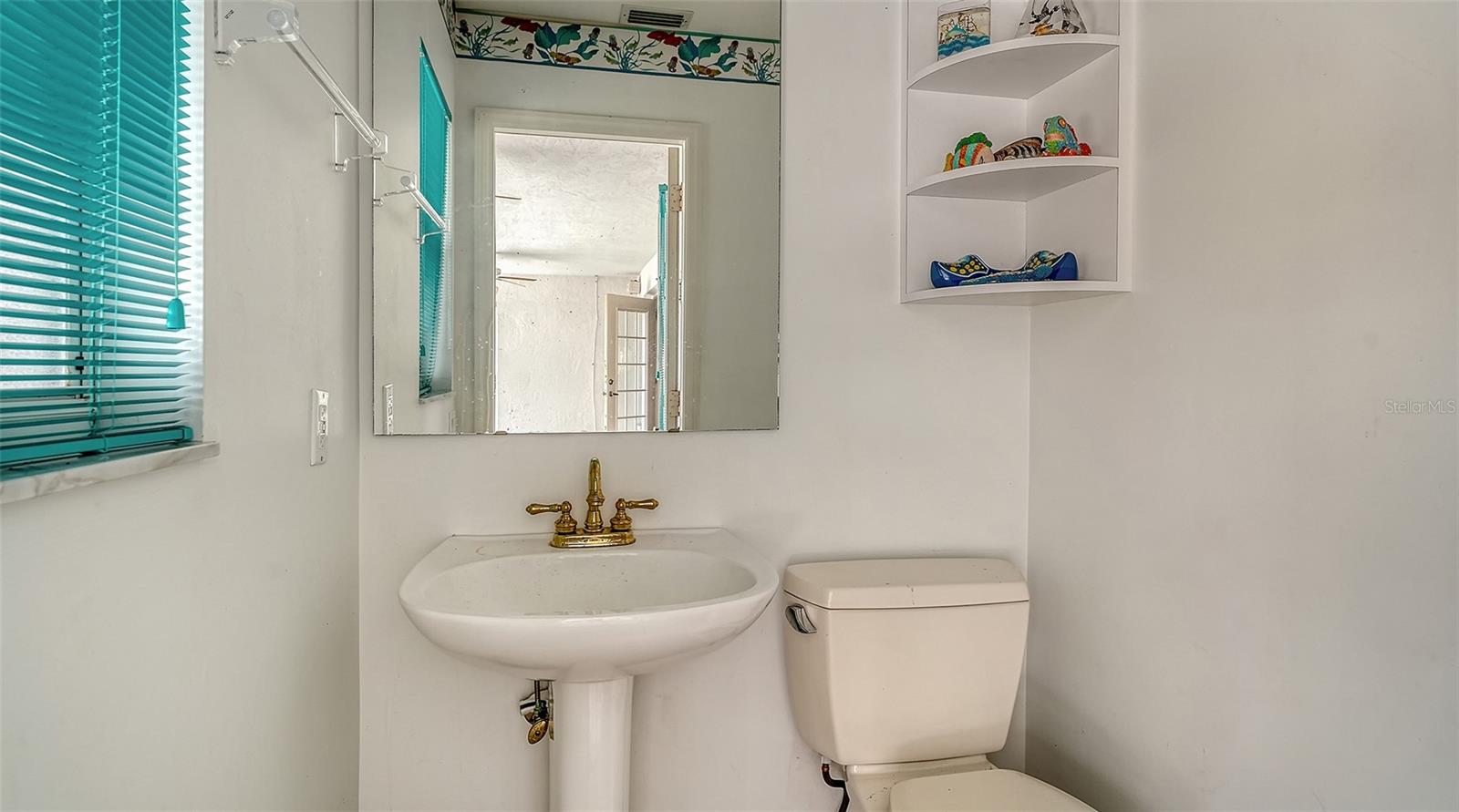 Image 29 of 82 For 5829 Fairwoods Circle