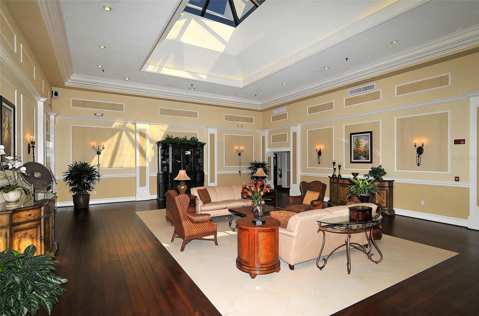 Image 52 of 82 For 5829 Fairwoods Circle