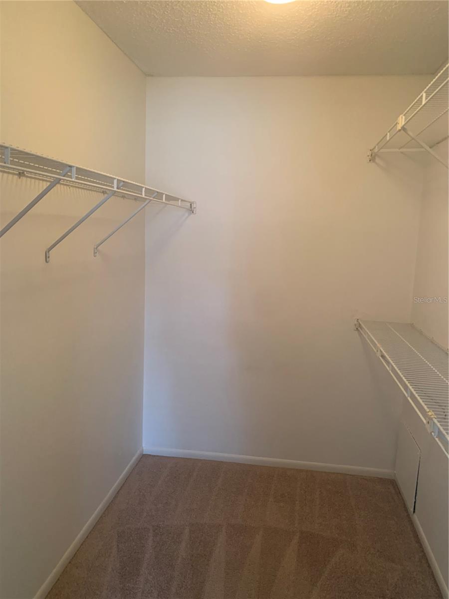 Image 13 of 17 For 3223 Beneva Road 103