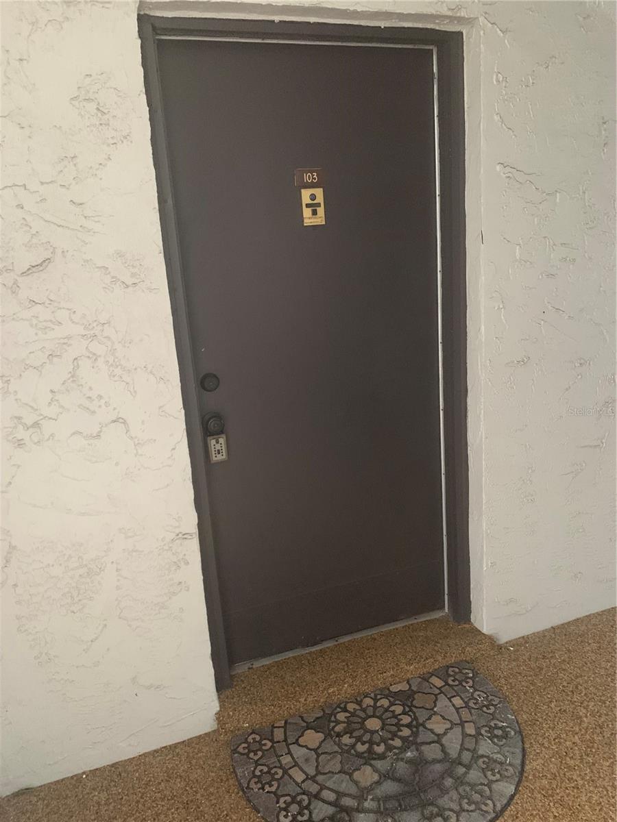 Image 2 of 17 For 3223 Beneva Road 103