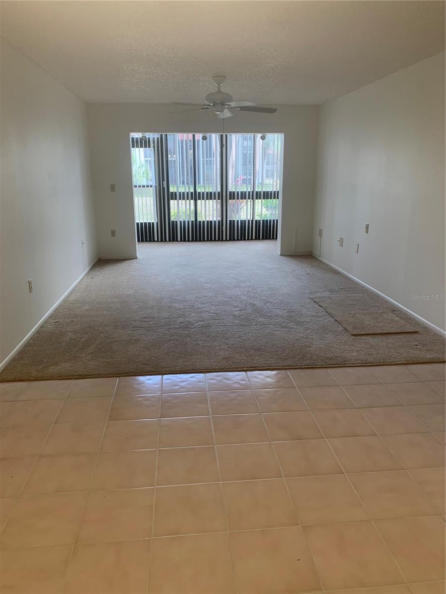 Image 4 of 17 For 3223 Beneva Road 103