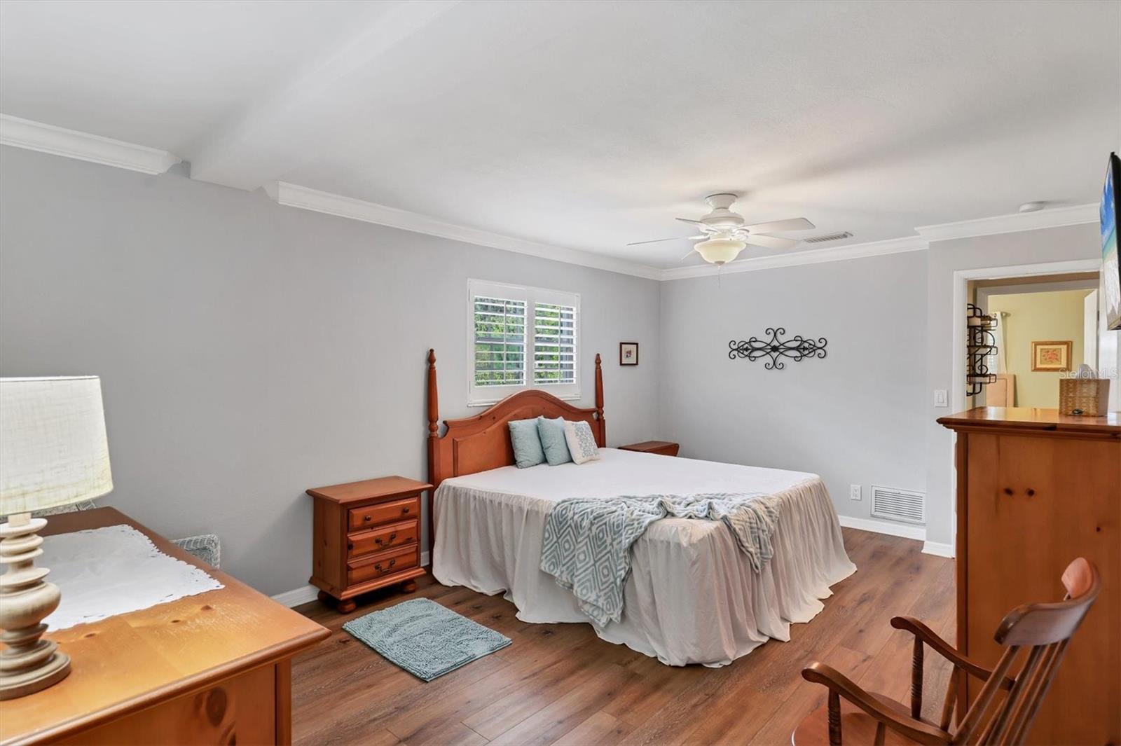 Image 20 of 36 For 1003 45th Street W