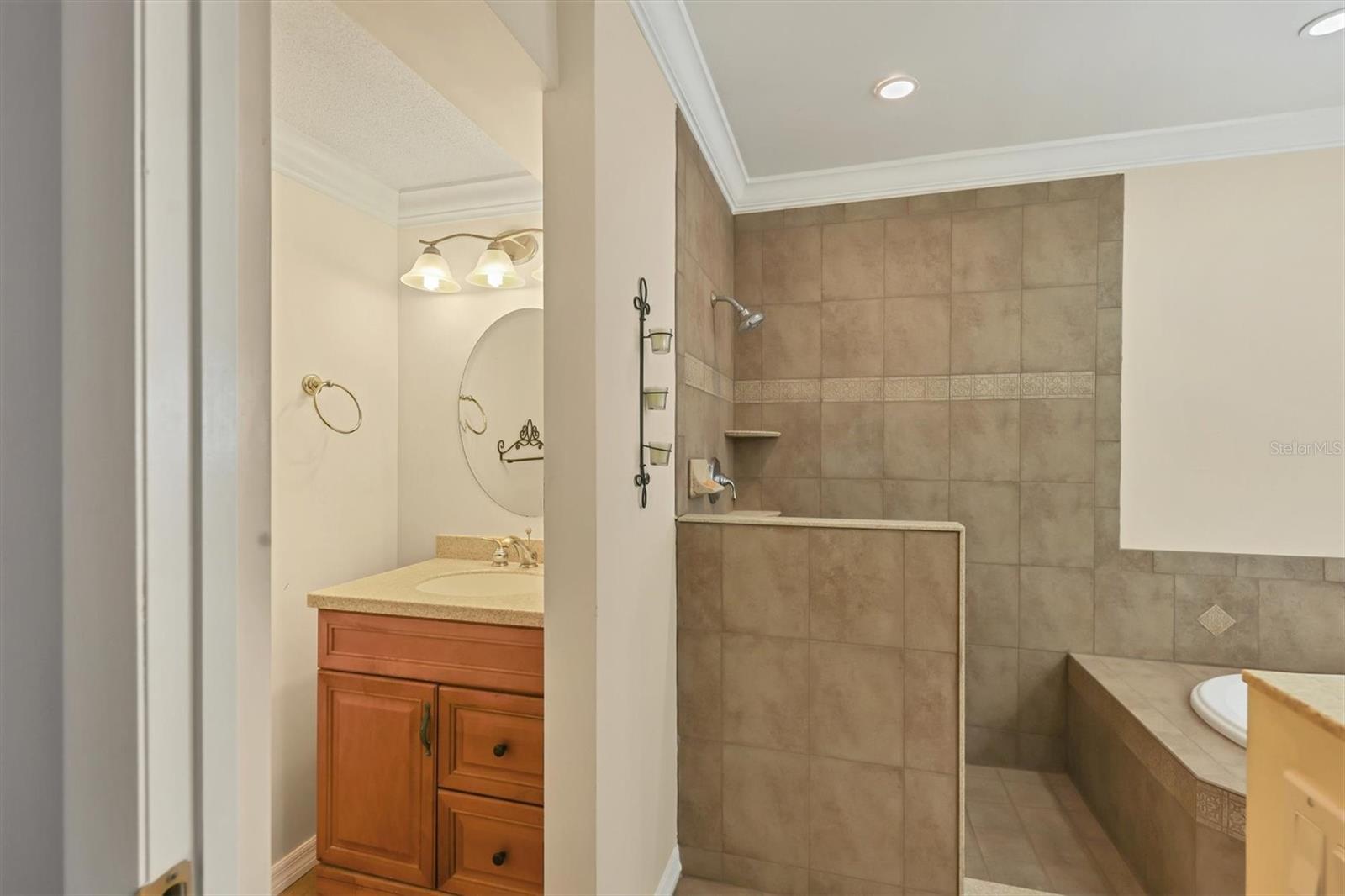 Image 22 of 36 For 1003 45th Street W