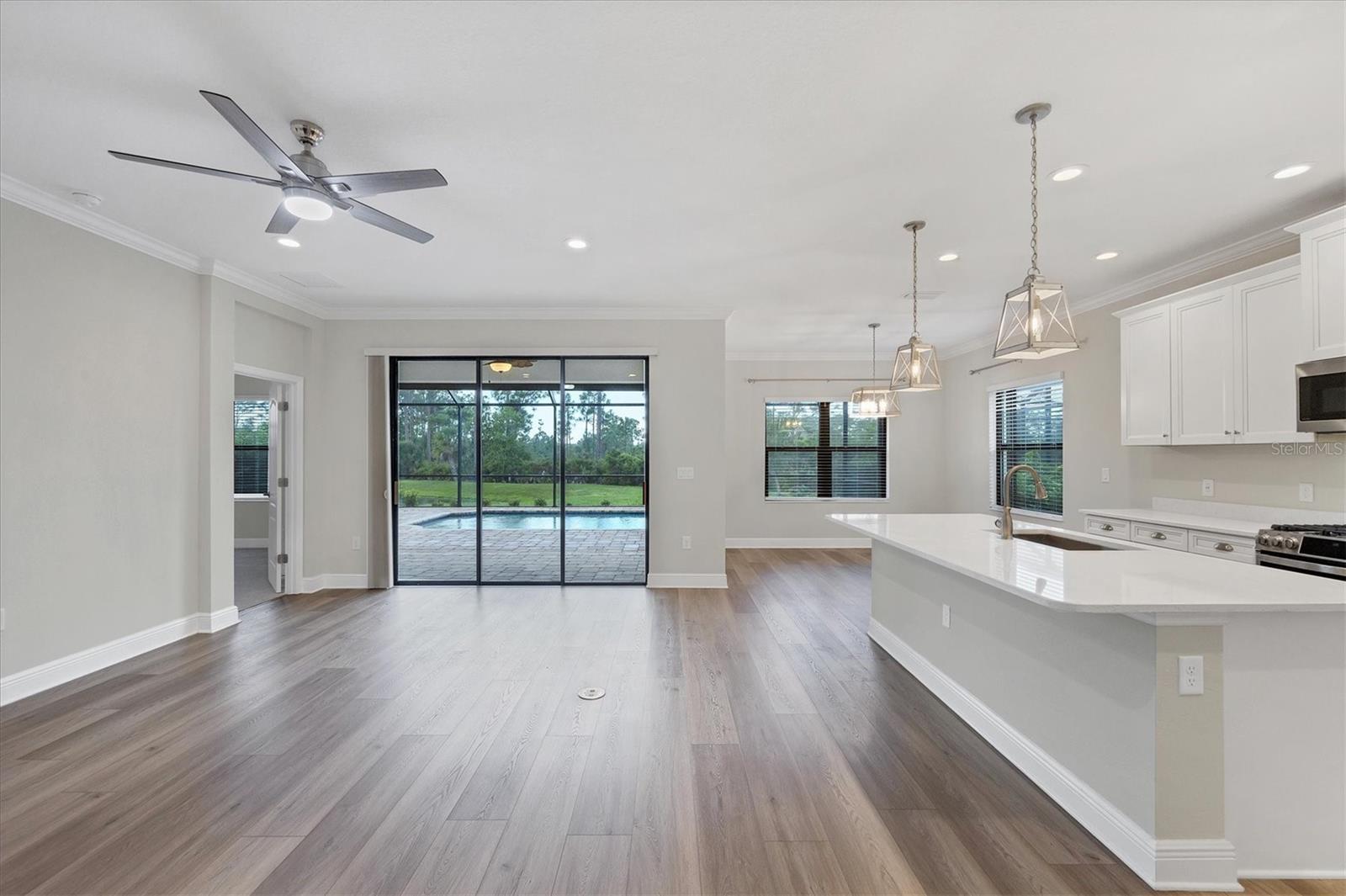 Image 14 of 66 For 249 Palmaria Court