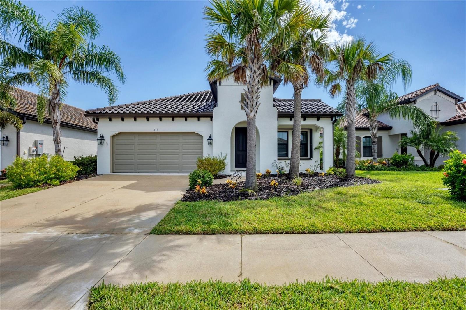 Image 2 of 66 For 249 Palmaria Court