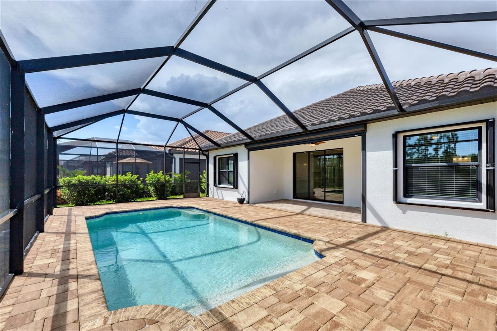 Image 36 of 66 For 249 Palmaria Court